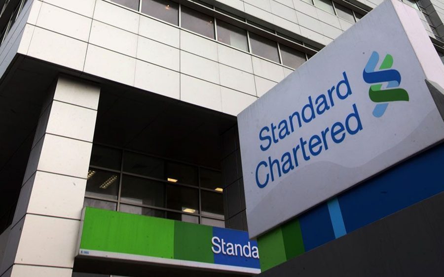 Tại sao giá vàng chững lại? Standard Chartered nhìn thấy mức $2100 vào đầu năm tới