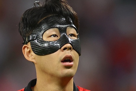 Bí mật chiếc mặt nạ Batman của Son Heung-min: công nghệ tiên tiến, doanh thu tỉ đô