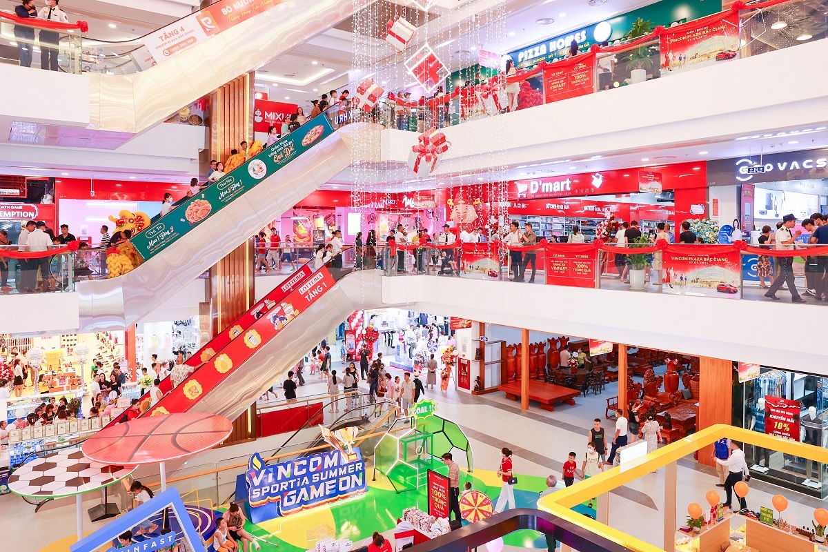 Đồng loạt khai trương Vincom Mega Mall Grand Park và Vincom Plaza Bắc Giang